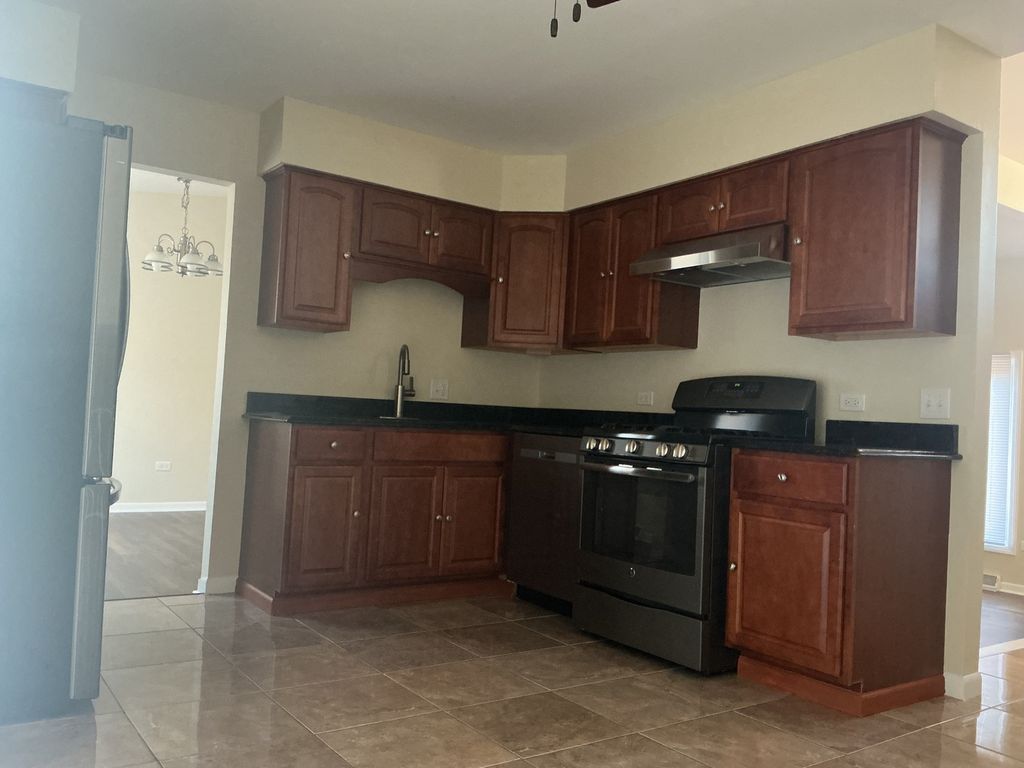 5304 Arquilla Drive, Richton Park, IL 60471 — photo 3