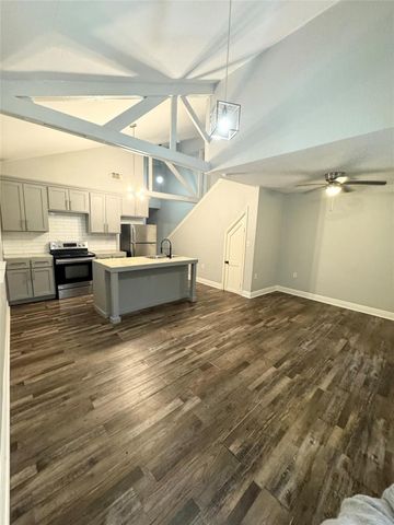 2310 12th Avenue 2, La Marque, TX 77568
