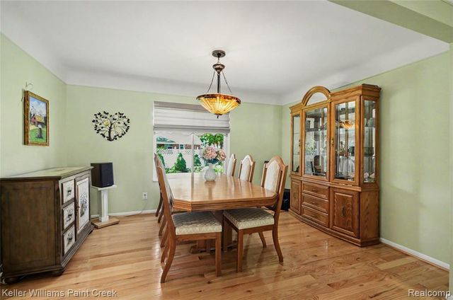 1437 Blairmoor Court, Grosse Pointe, MI 48236