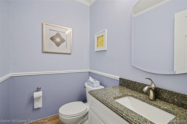 1437 Blairmoor Court, Grosse Pointe, MI 48236
