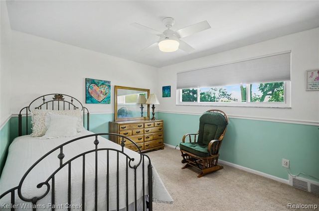 1437 Blairmoor Court, Grosse Pointe, MI 48236