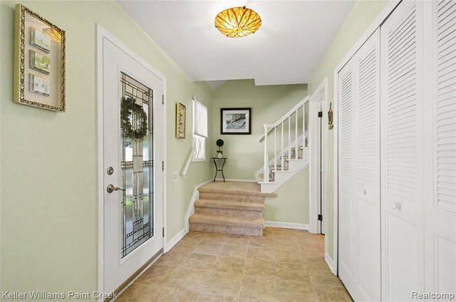 1437 Blairmoor Court, Grosse Pointe, MI 48236