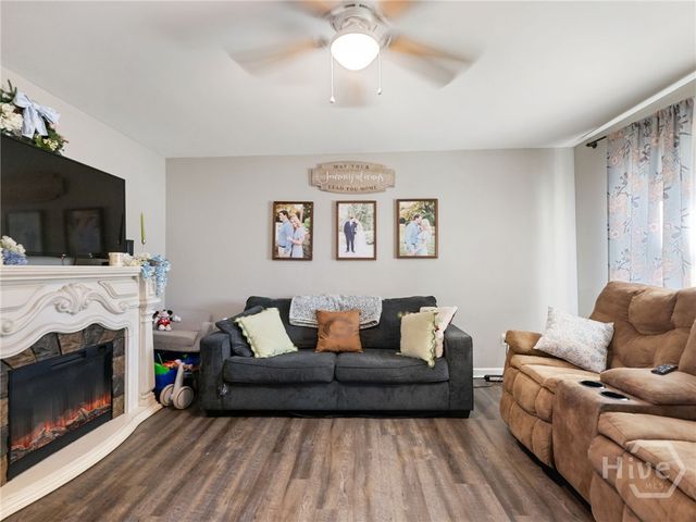 450 Candlestick Drive, Hull, GA 30646