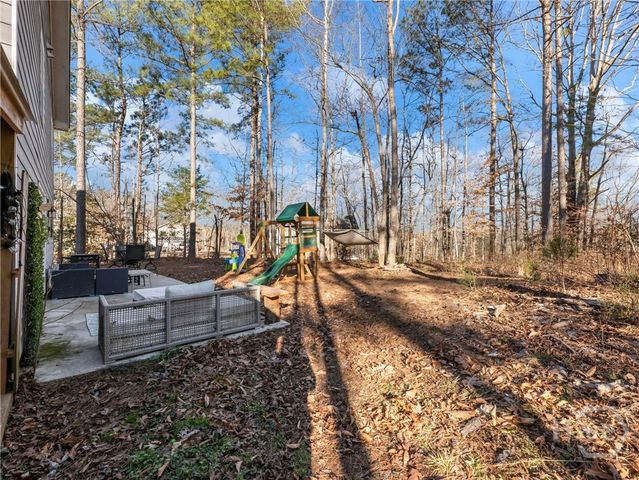 450 Candlestick Drive, Hull, GA 30646