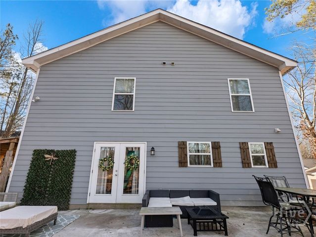 450 Candlestick Drive, Hull, GA 30646