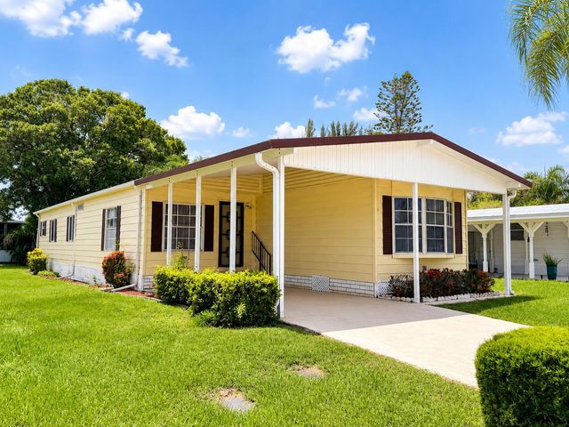 4 Del Sol, Port St. Lucie, FL 34952