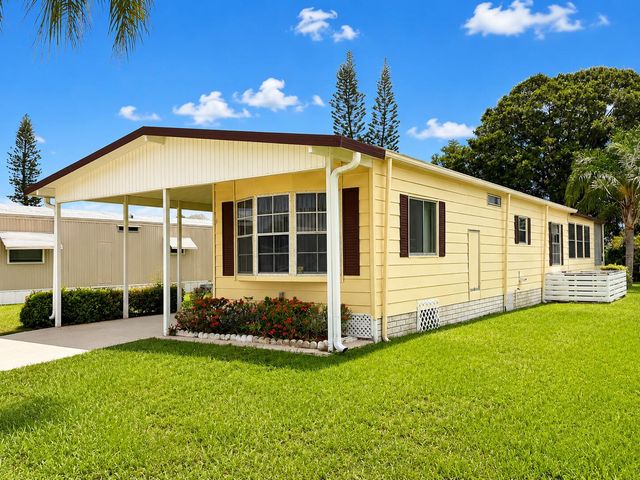 4 Del Sol, Port St. Lucie, FL 34952