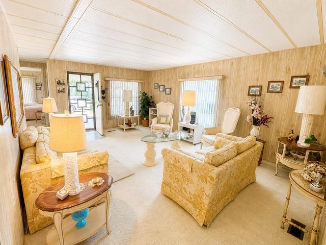 4 Del Sol, Port St. Lucie, FL 34952