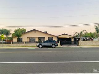 441 14th Avenue, Delano, CA 93215