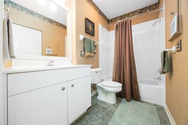 306 LYNBROOK CIRCLE 201, Venice, FL 34292