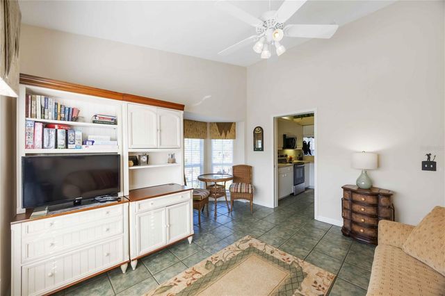 306 LYNBROOK CIRCLE 201, Venice, FL 34292