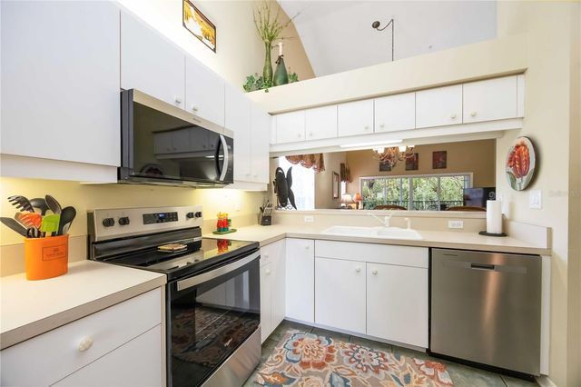 306 LYNBROOK CIRCLE 201, Venice, FL 34292