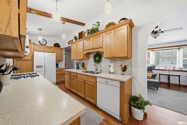 12656 SCHLEDER Road, Pekin, IL 61554