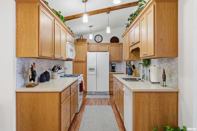 12656 SCHLEDER Road, Pekin, IL 61554