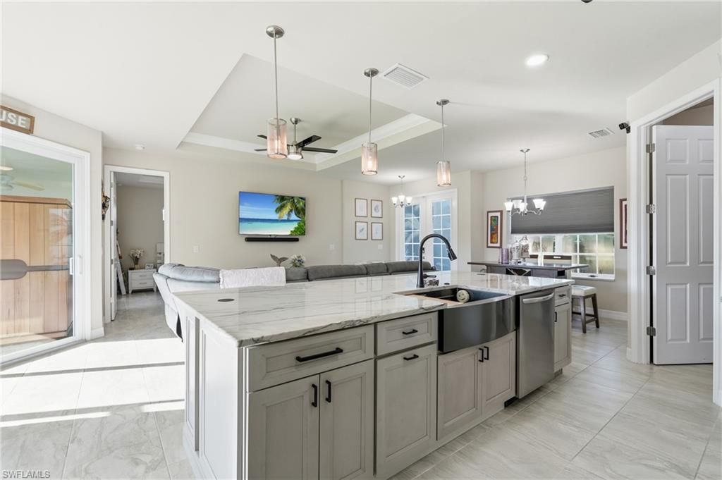 4507 Lake Heather CIR, ST. JAMES CITY, FL 33956 — photo 4