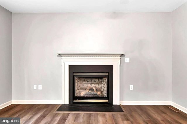 9400 AMERICA LN, Spotsylvania, VA 22551