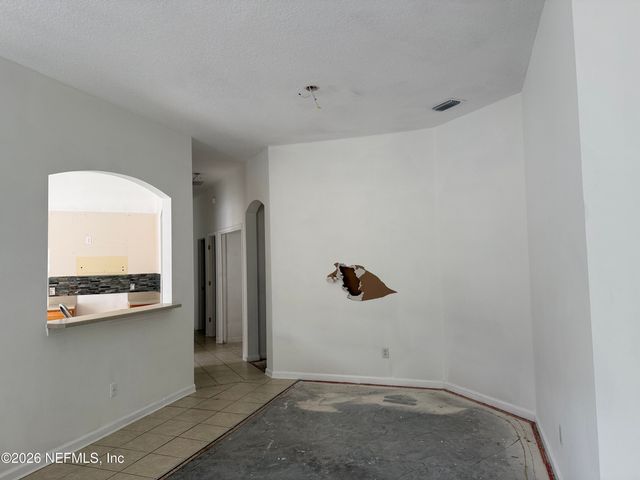 2333 CANEY OAKS Drive, Jacksonville, FL 32218