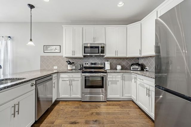 306 Telavera Dr, White House, TN 37188