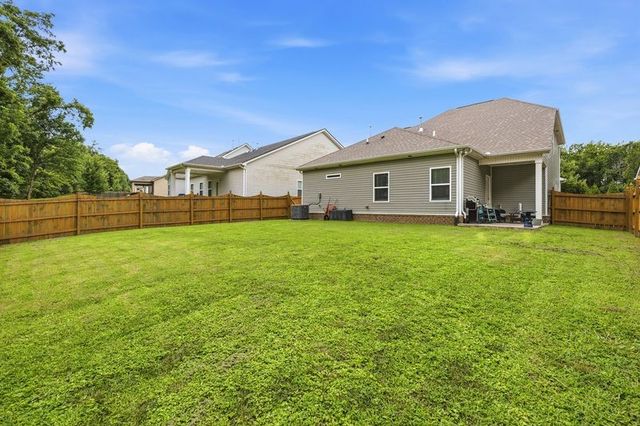 306 Telavera Dr, White House, TN 37188