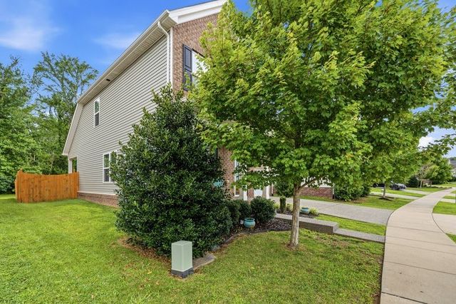 306 Telavera Dr, White House, TN 37188