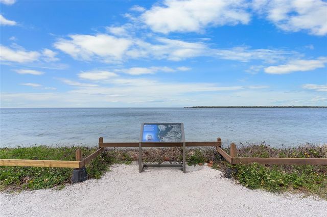 7612 18TH AVENUE NW, Bradenton, FL 34209