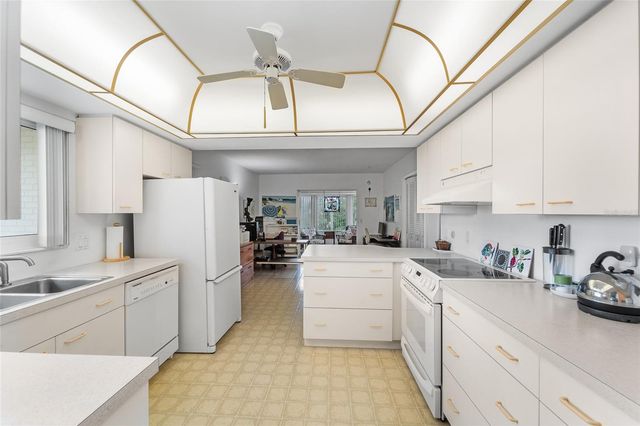 7612 18TH AVENUE NW, Bradenton, FL 34209