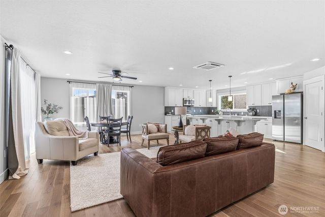 163 Alpha Drive, Longview, WA 98632