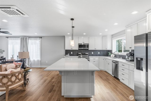 163 Alpha Drive, Longview, WA 98632