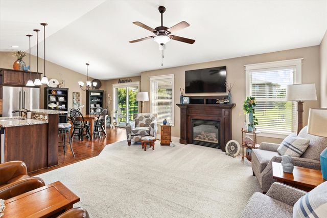 2505 NE Ewing Court, Grimes, IA 50111