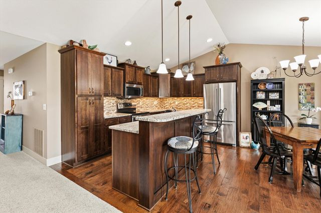 2505 NE Ewing Court, Grimes, IA 50111