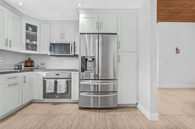 14531 SW 111th Ter, Miami, FL 33186