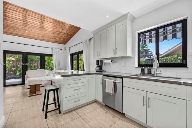 14531 SW 111th Ter, Miami, FL 33186