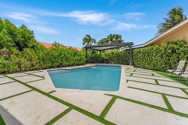 14531 SW 111th Ter, Miami, FL 33186