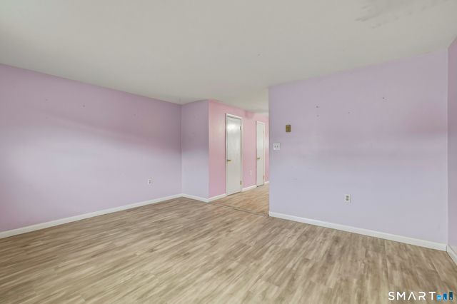 1081 New Haven Road 12D, Naugatuck, CT 06770