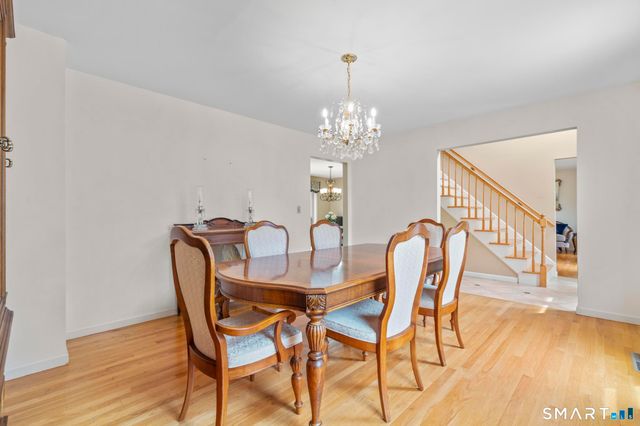 32 Justine Drive, North Haven, CT 06473