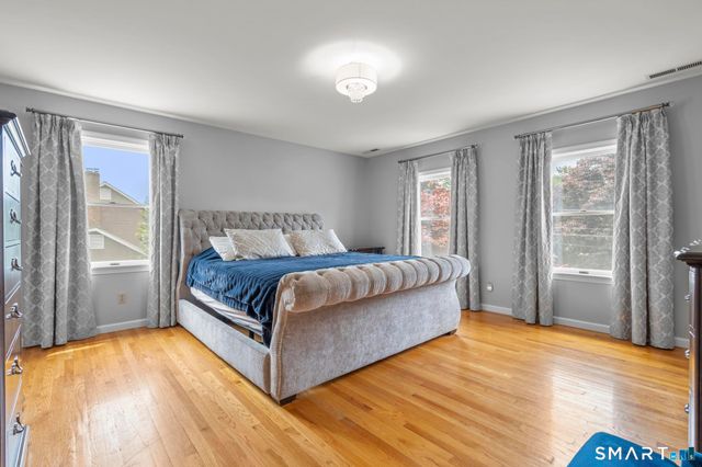 32 Justine Drive, North Haven, CT 06473