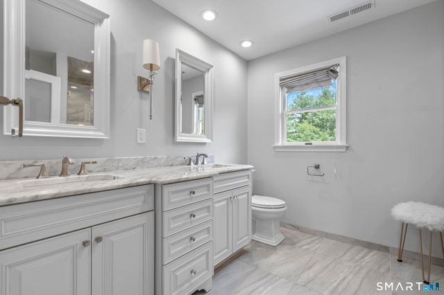 32 Justine Drive, North Haven, CT 06473