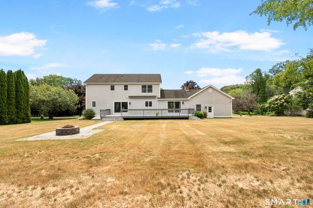 32 Justine Drive, North Haven, CT 06473