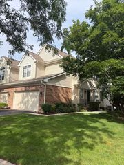 37 Egg Harbour Court 37, Schaumburg, IL 60173