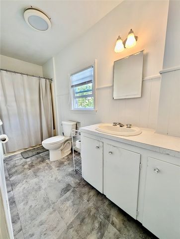 18 Bedlow Avenue, Newport, RI 02840