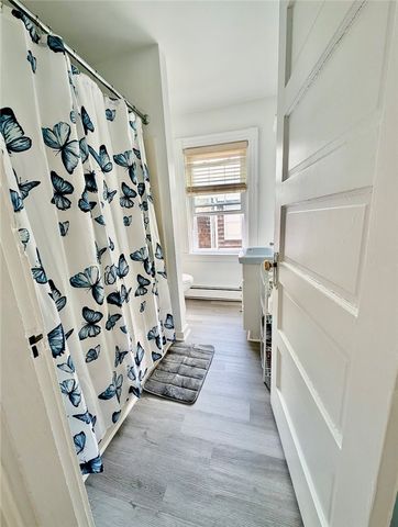 18 Bedlow Avenue, Newport, RI 02840