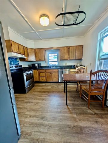 18 Bedlow Avenue, Newport, RI 02840