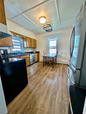 18 Bedlow Avenue, Newport, RI 02840