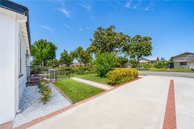 1609 S Sierra Vista, Alhambra, CA 91801