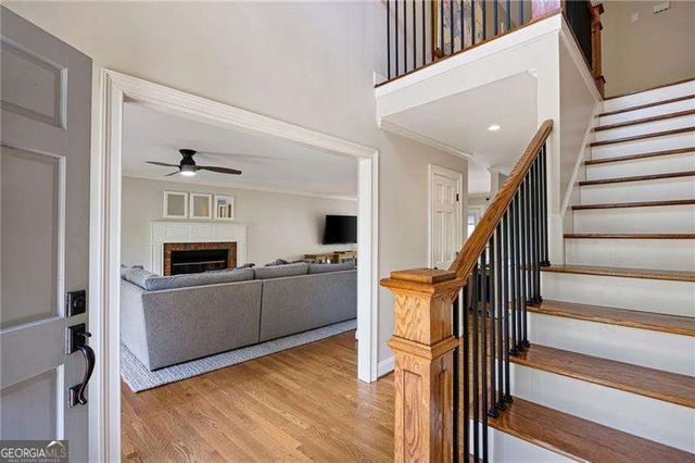 502 Riverview Court, Woodstock, GA 30188