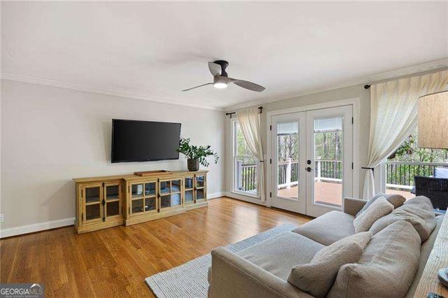 502 Riverview Court, Woodstock, GA 30188