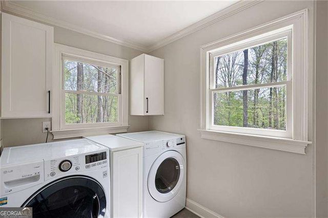 502 Riverview Court, Woodstock, GA 30188