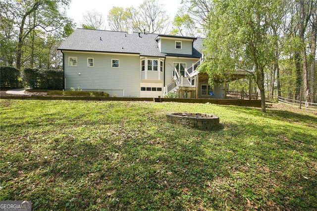 502 Riverview Court, Woodstock, GA 30188