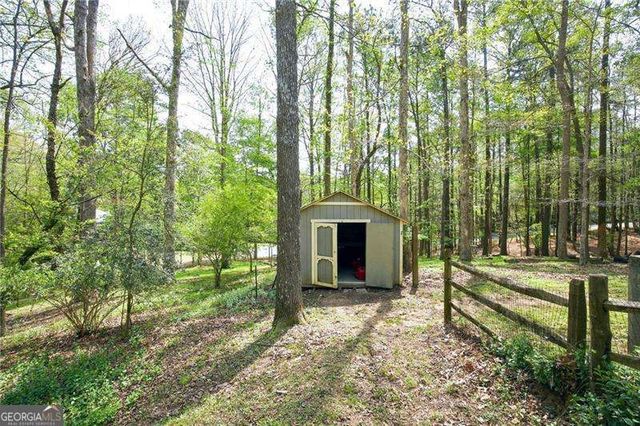 502 Riverview Court, Woodstock, GA 30188