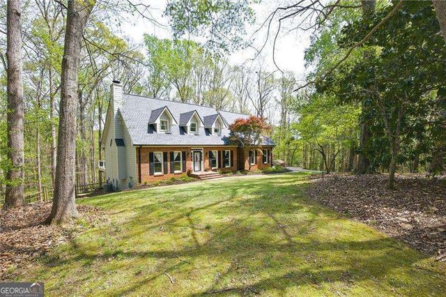 502 Riverview Court, Woodstock, GA 30188